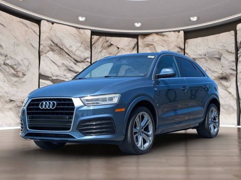 Used 2016 Audi Q3 2.0T Prestige w/ Prestige Package AWD/4WD image 2