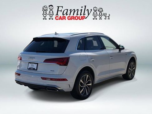 Certified 2025 Audi Q5 2.0T Premium Plus w/ Premium Plus Package image 3
