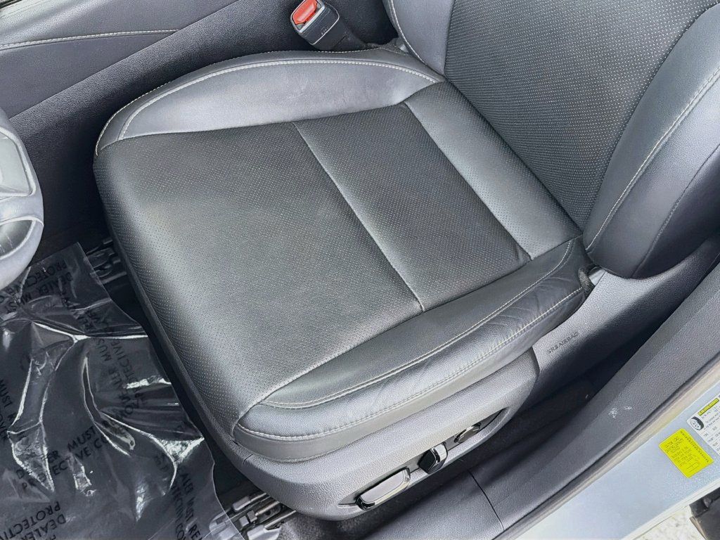 Used 2023 Lexus RX 350 Premium w/ Accessory Package AWD/4WD image 18