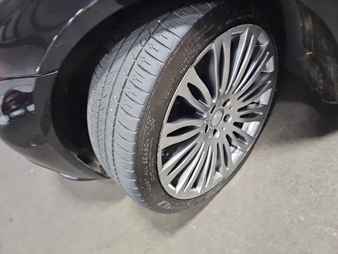 Used 2015 Mercedes-Benz S 550 Sedan image 34