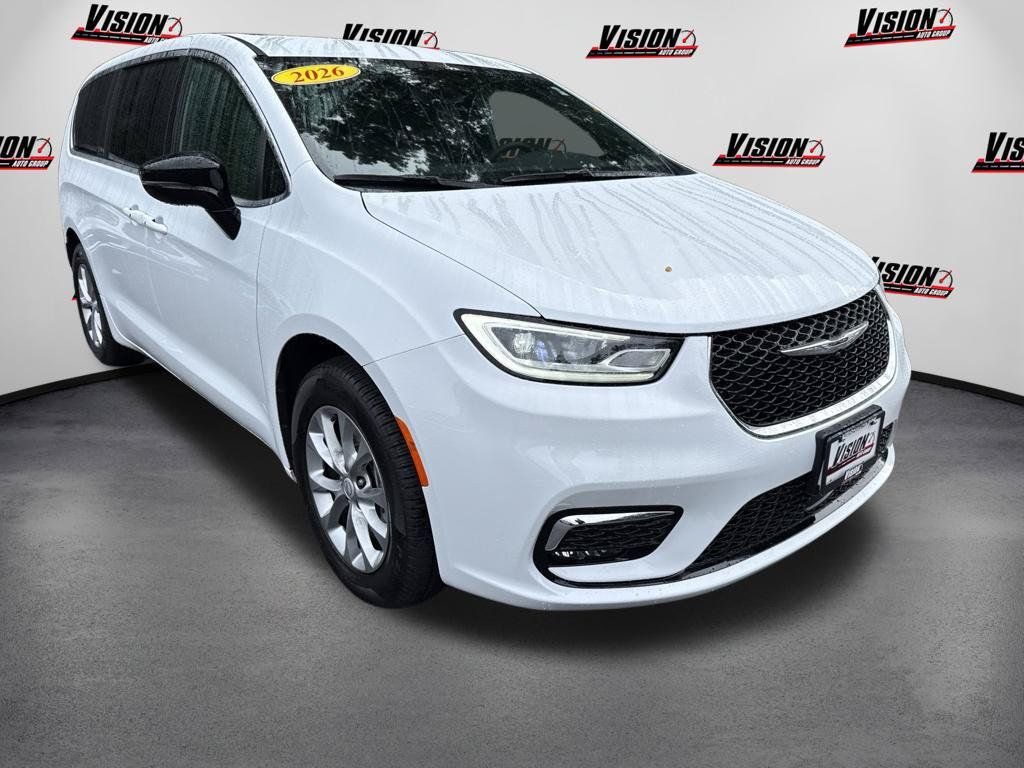 New 2026 Chrysler Pacifica Select AWD/4WD image 3