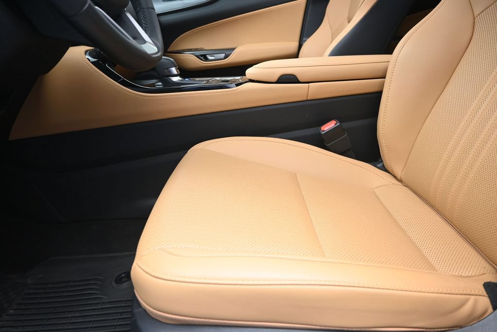 Used 2025 Lexus NX 350 AWD w/ Accessory Package (2T) image 13