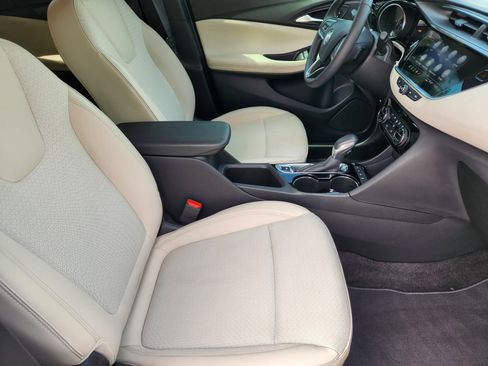 Used 2023 Buick Encore GX Select w/ Safety Package II AWD/4WD image 11