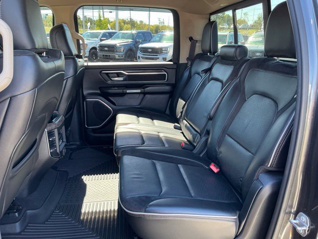 Used 2019 RAM 1500 Laramie AWD/4WD image 24