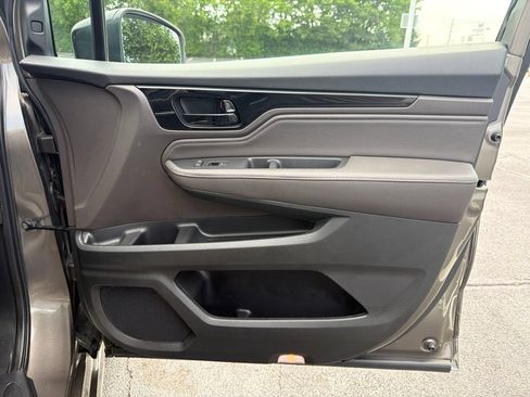 Certified 2022 Honda Odyssey Touring image 27