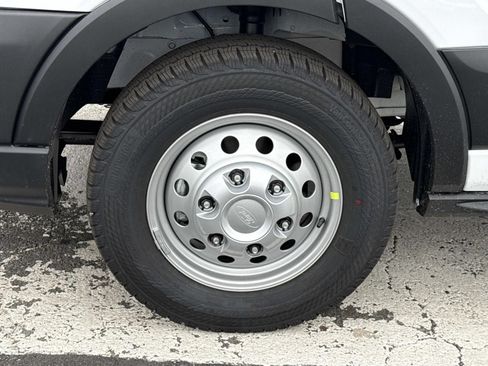 New 2026 Ford Transit 250 148 Medium Roof Extended AWD image 9