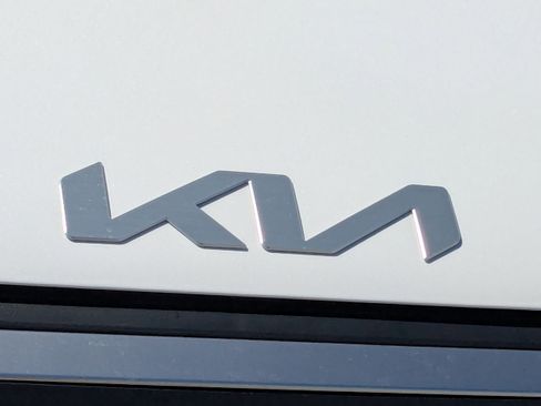 New 2026 Kia K4 FWD image 13