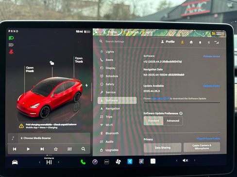 Used 2022 Tesla Model Y Performance image 41