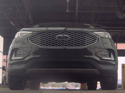 Certified 2024 Ford Edge SEL w/ Convenience Package