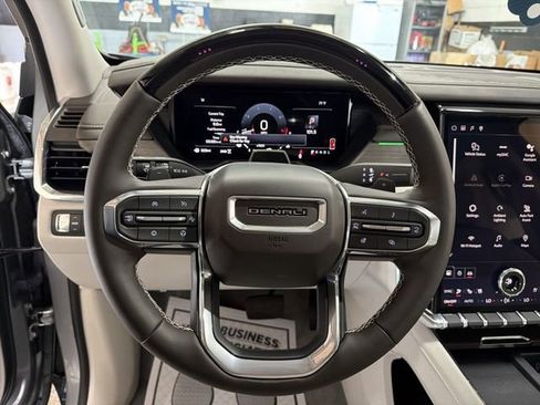 Used 2024 GMC Acadia Denali w/ Super Cruise Package AWD/4WD image 14