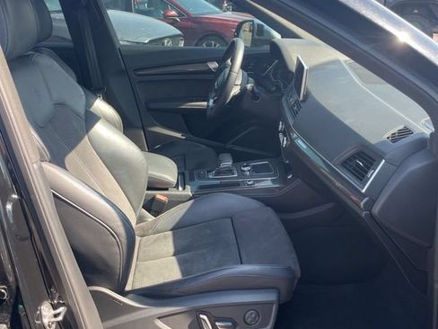Used 2020 Audi SQ5 Premium Plus w/ Premium Plus Package AWD/4WD image 5