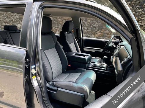 Used 2016 Toyota Tundra SR5 w/ SR5 Upgrade Package RWD image 7