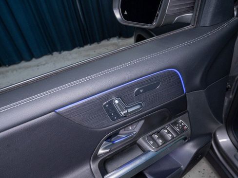 New 2026 Mercedes-Benz GLB 250 4MATIC image 11