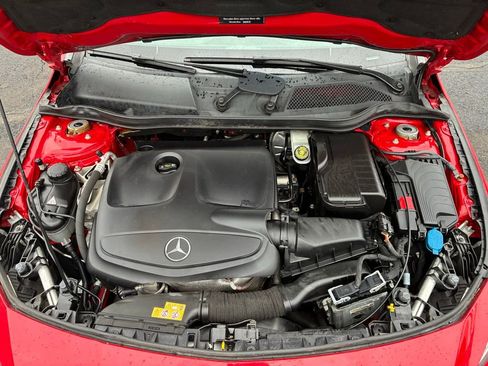 Used 2018 Mercedes-Benz CLA 250 4MATIC image 10