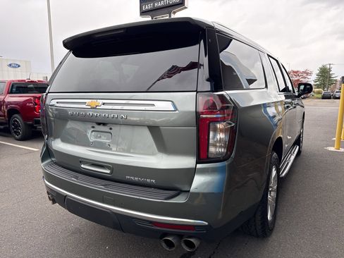 Used 2023 Chevrolet Suburban Premier image 6
