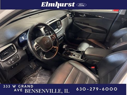 Used 2019 Kia Sorento EX image 9
