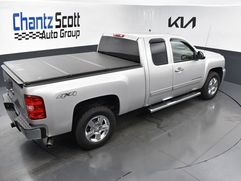 Used 2011 Chevrolet Silverado 1500 LTZ w/ Chrome Essentials Package image 13
