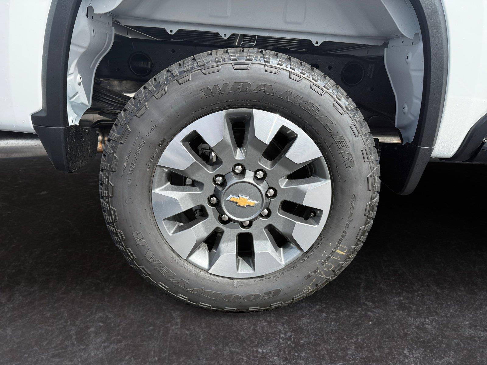 New 2026 Chevrolet Silverado 2500 Custom w/ Custom Value Package AWD/4WD image 27