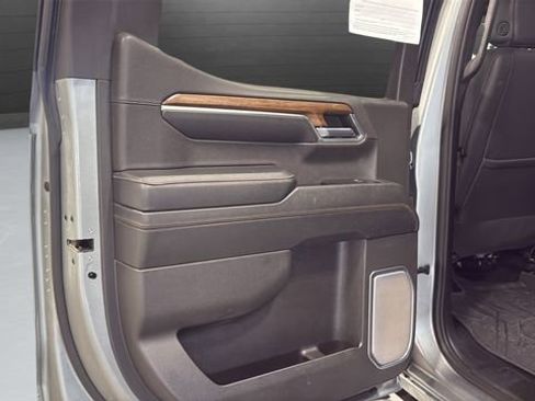 Used 2023 Chevrolet Silverado 1500 High Country w/ Technology Package image 26