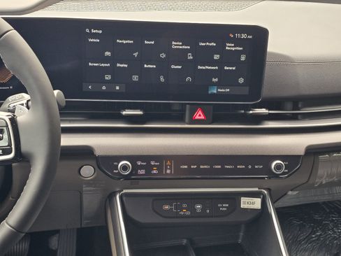 New 2026 Kia Carnival EX FWD image 8