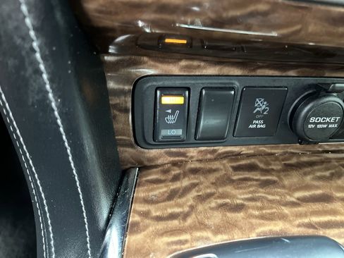 Used 2020 Nissan Armada SL w/ Premium Package AWD/4WD image 25