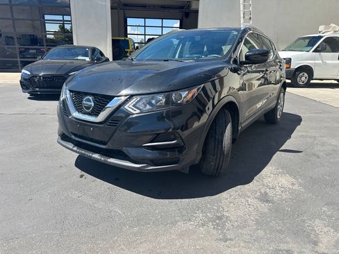 Used 2020 Nissan Rogue Sport SV AWD/4WD image 4