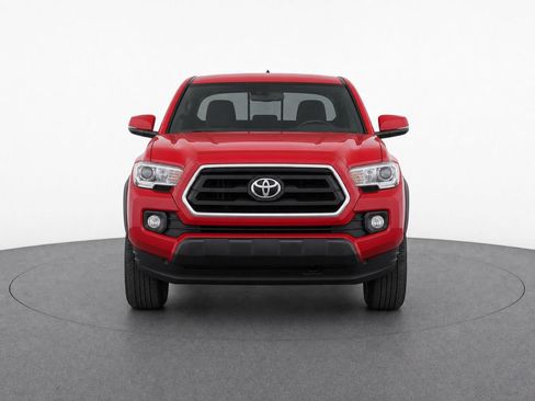 Used 2020 Toyota Tacoma SR5 RWD image 7