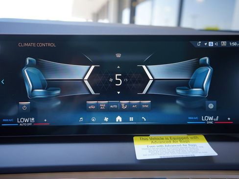 Used 2025 BMW X3 xDrive30i w/ Convenience Package image 17