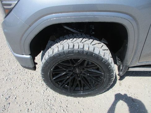 New 2026 GMC Sierra 1500 Denali Ultimate AWD/4WD image 14