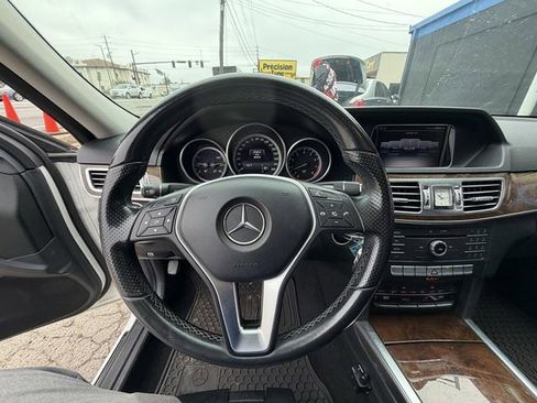 Used 2016 Mercedes-Benz E 350 4MATIC Sedan image 14