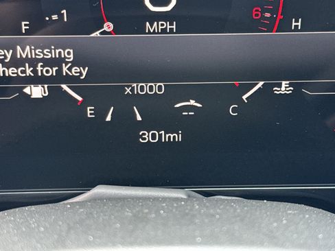 New 2026 GMC Yukon XL Denali w/ Sun & Power Step Package image 22