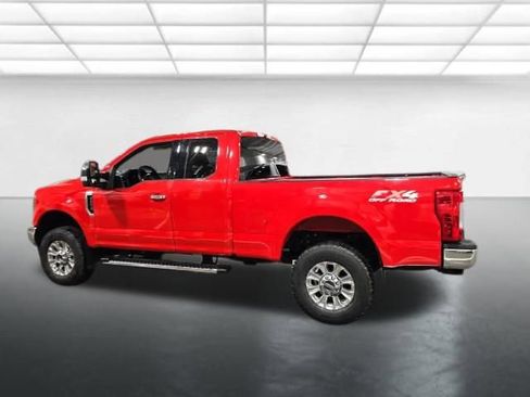 Used 2019 Ford F250 XLT w/ XLT Premium Package AWD/4WD image 8