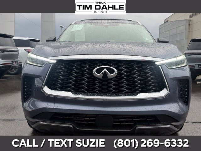 Used 2025 INFINITI QX60 Sensory w/ Vision Package AWD/4WD image 4