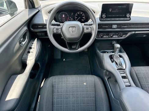 Used 2025 Honda HR-V LX image 20