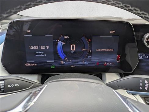 New 2026 Chevrolet Equinox EV LT image 11