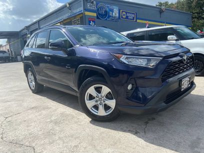 Used 2019 Toyota RAV4 XLE w/ Carpet Mat Package