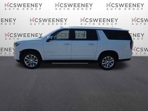 Used 2023 Chevrolet Suburban Premier RWD image 4