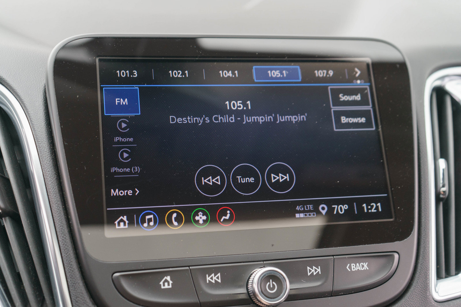 Used 2021 Chevrolet Malibu LT FWD image 15