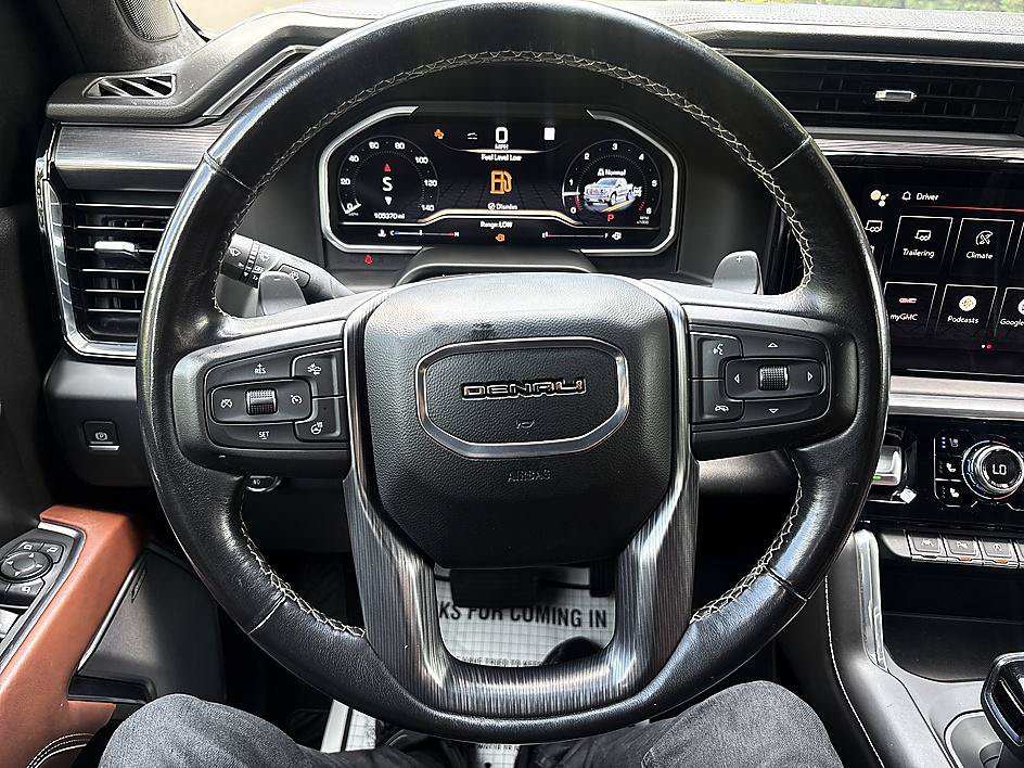 Used 2023 GMC Sierra 1500 Denali Ultimate AWD/4WD image 13