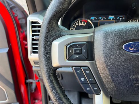 Used 2015 Ford F150 Lariat AWD/4WD image 15