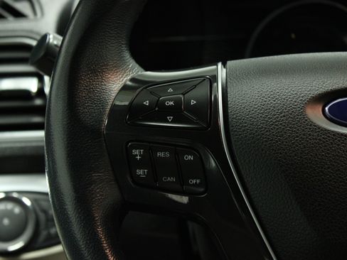 Used 2019 Ford Explorer Limited w/ Class III Trailer Tow Package image 22