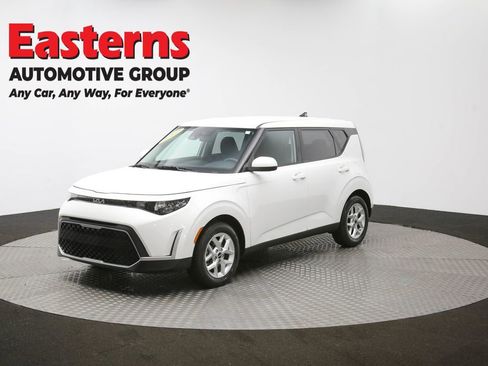 Used 2025 Kia Soul LX w/ LX Technology Package image 53