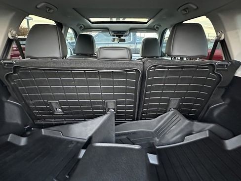 Used 2022 Nissan Rogue SV w/ SV Premium Package image 20