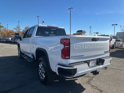New 2026 Chevrolet Silverado 2500 High Country w/ Z71 Off-Road Package image 5