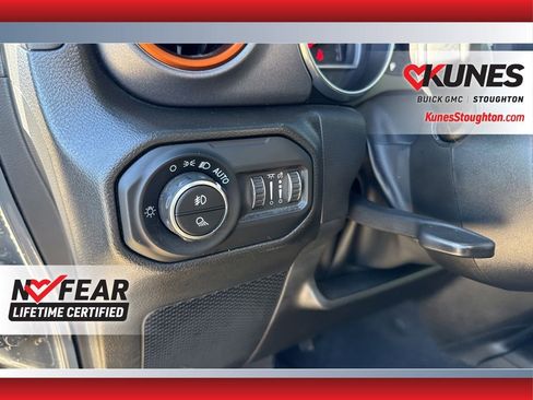 Used 2022 Jeep Gladiator Mojave w/ LED Lighting Group image 23