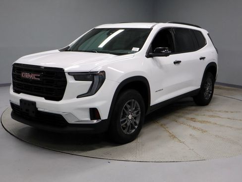 Used 2025 GMC Acadia Elevation AWD/4WD image 7