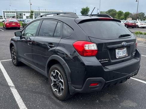 Used 2017 Subaru Crosstrek 2.0i Premium AWD/4WD image 1