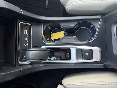 Certified 2023 Subaru Ascent Limited w/ Technology Package image 18