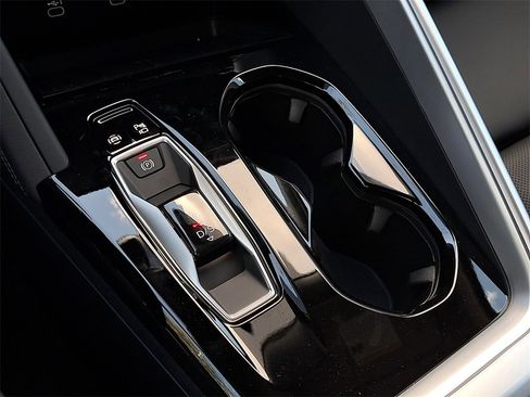 New 2025 Audi Q5 Premium Plus image 15