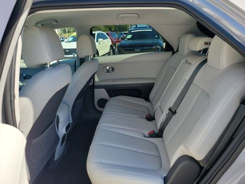 Used 2023 Hyundai Ioniq 5 SEL image 15